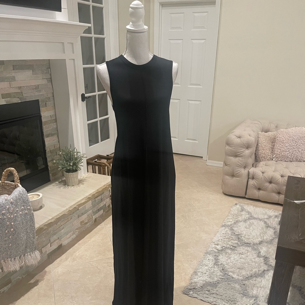 Zara crew neck long black dress size small